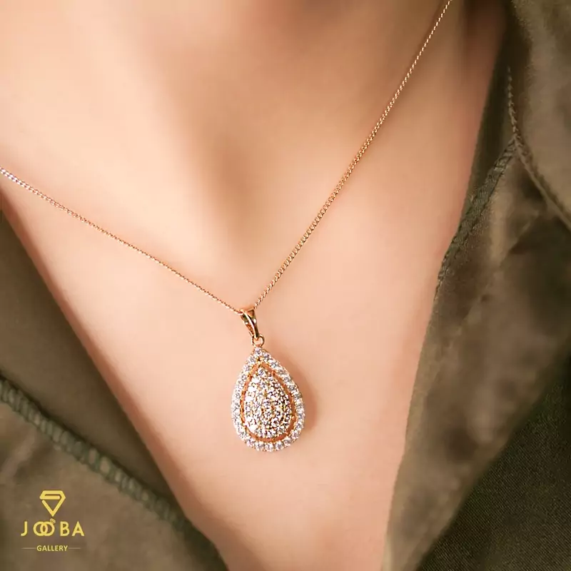 آویز اشک درشت نگینی