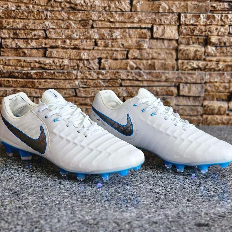 کفش فوتبال تمپو لجند 7 Nike Tiempo Legend