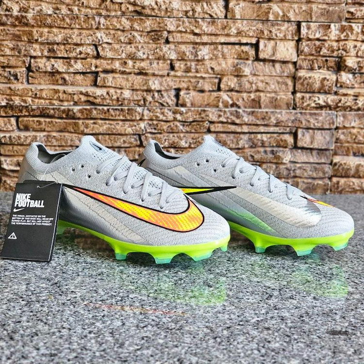 کفش فوتبال نایک مرکوریال ایرزوم ویپورNike Mercurial Airzoom Vapor 16