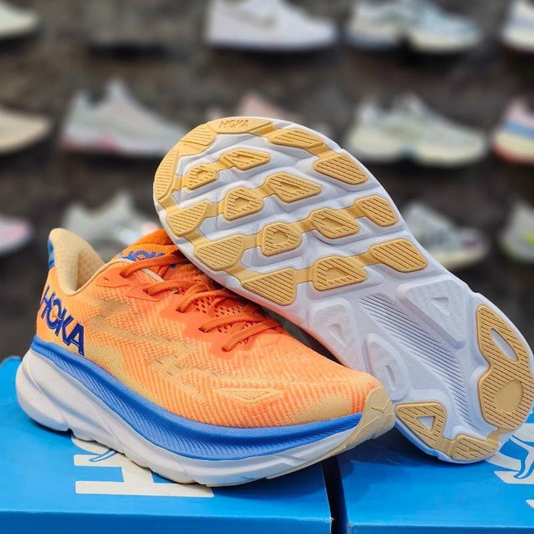 کتونی هوکا HOKA M CLIFTON 9