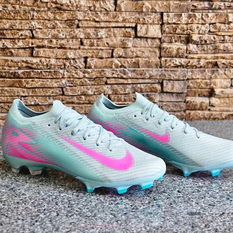 کفش فوتبال نایک مرکوریال ایرزوم ویپورNike Mercurial Airzoom Vapor 16