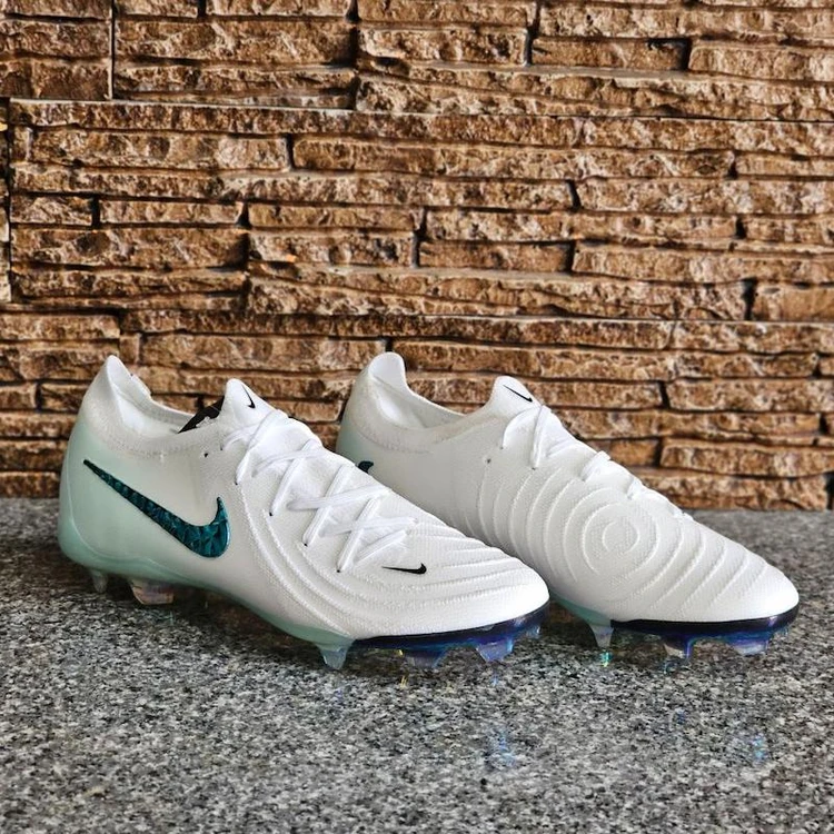 کفش فوتبال نایک فانتوم جی ایکس Nike Phantom GX 2