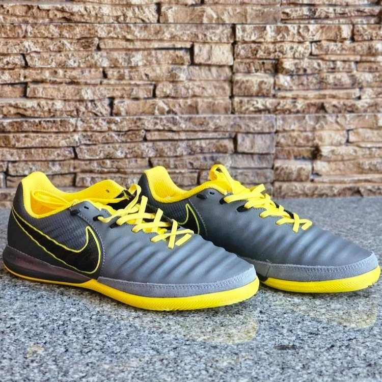 کفش فوتسال نایک تمپو ایکس فاینال Nike Tiempo X Final