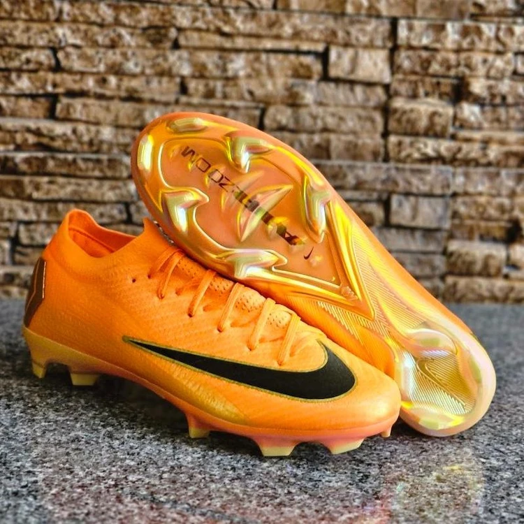 کفش فوتبال نایک مرکوریال ایرزوم ویپورNike Mercurial Airzoom Vapor 16