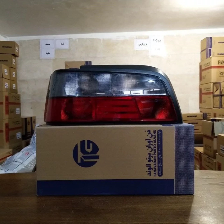 پک چراغ جلو دودی و عقب دودی روشن پارس فناوران