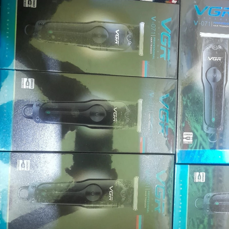ماشین اصلاح سر و صورت VGR-071 اصلی ریش تراش خط زن و سایه زن وی جی ارvgr071 اصل
