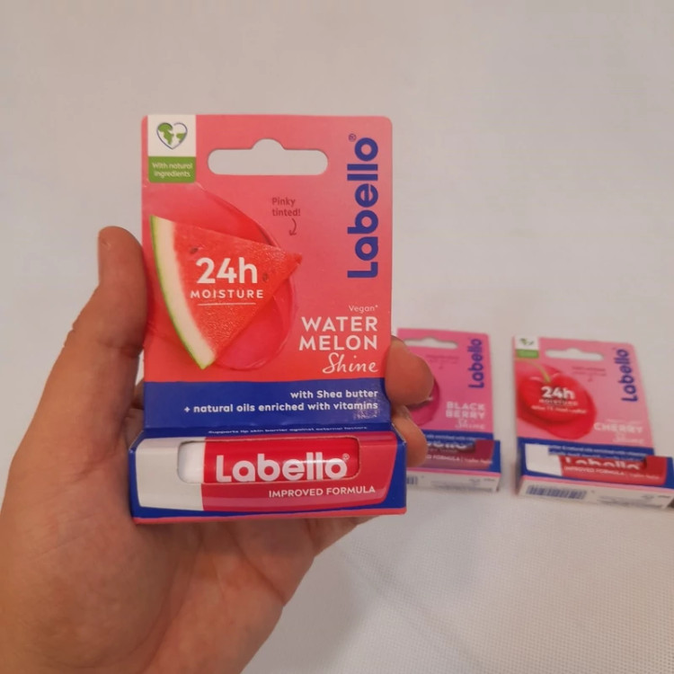 لبلو اصل بالم لب گل رز تقویت کننده لب و رفع خشکی و ترکیدگی لب 5 گرمی