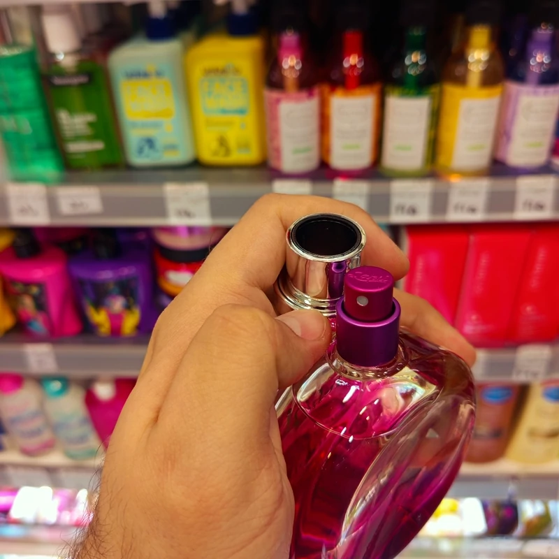 ادکلن چی چی زنانه اصل 100 میل