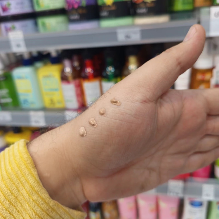 کرم پودر گابرینی شماره 104 مدل درما spf 15 حجم 40 میل