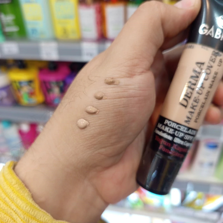 کرم پودر گابرینی شماره 103 مدل درما spf 15 حجم 40 میل