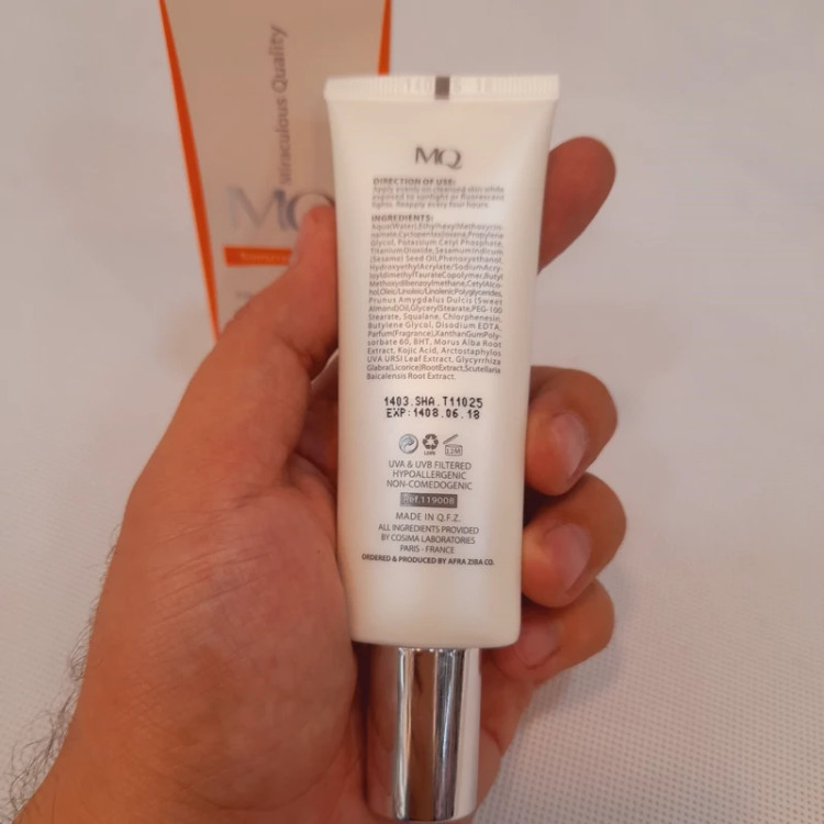 کرم ضدافتاب MQ ام کیو بایوتاچ SPF50 اینویزیبل بی رنگ 55 میل پوست لک دار