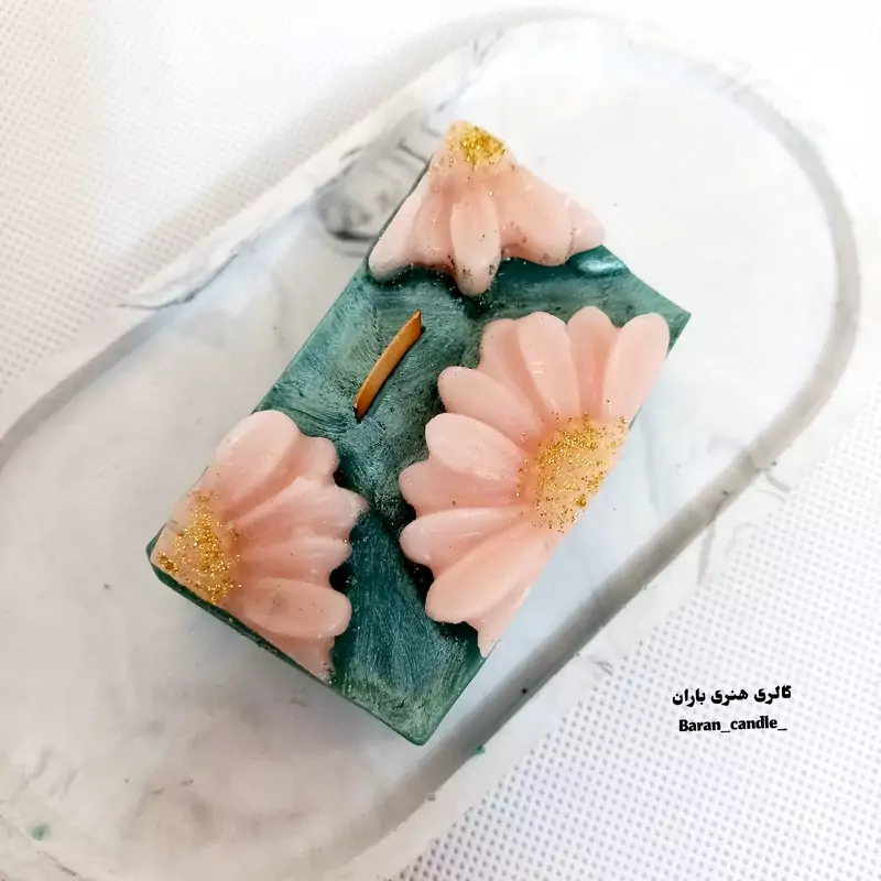 شمع بابونه با فیتیله چوبی