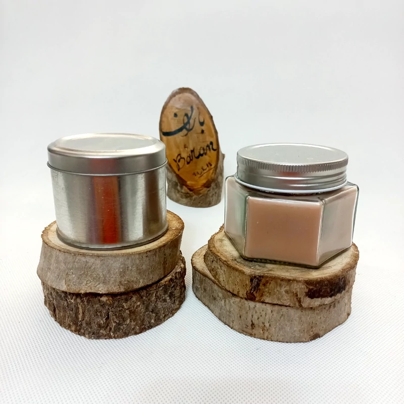 شمع عطری قوطی فلزی درب دار در رایحه ی درخواستی شما