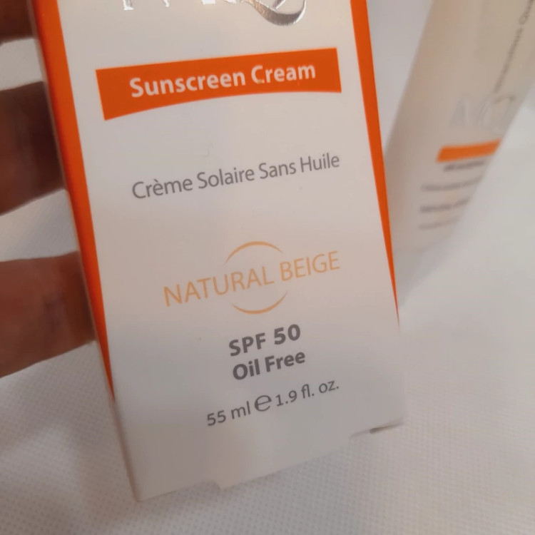 کرم ضدافتاب MQ ام کیو SPF50 نچرال بژ ،بژ طبیعی 55 میل فاقد چربی اویل فری