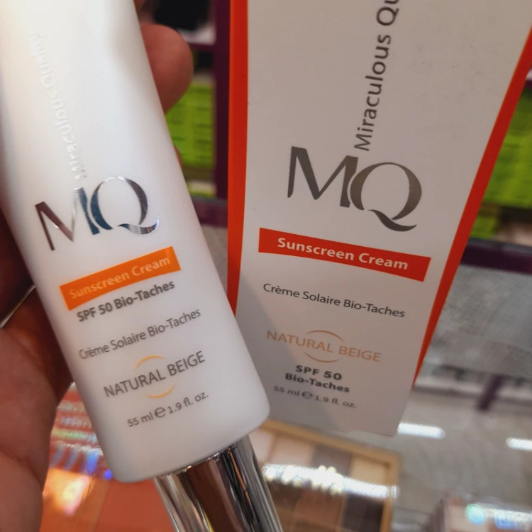 کرم ضدافتاب MQ ام کیو بایوتاچ SPF50 نچرال بژ،بژ متوسط55 میل.پوست لک دار