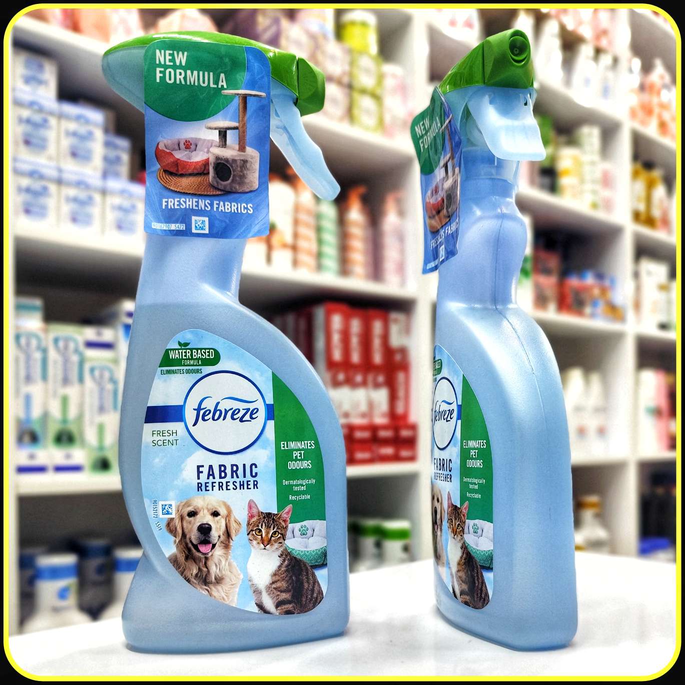 اسپری خوشبوکننده پارچه فبرز Febreze Fabric Refresher Fresh Scent حجم 375 میلیلیتر