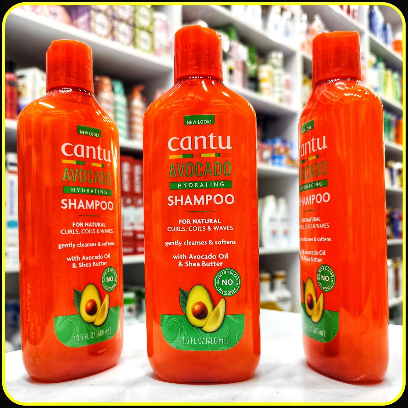 شامپو آووکادو کانتو Cantu Avocado Hydrating Shampoo مناسب موهای فر، مجعد و موجدار 400 میلیلیتر