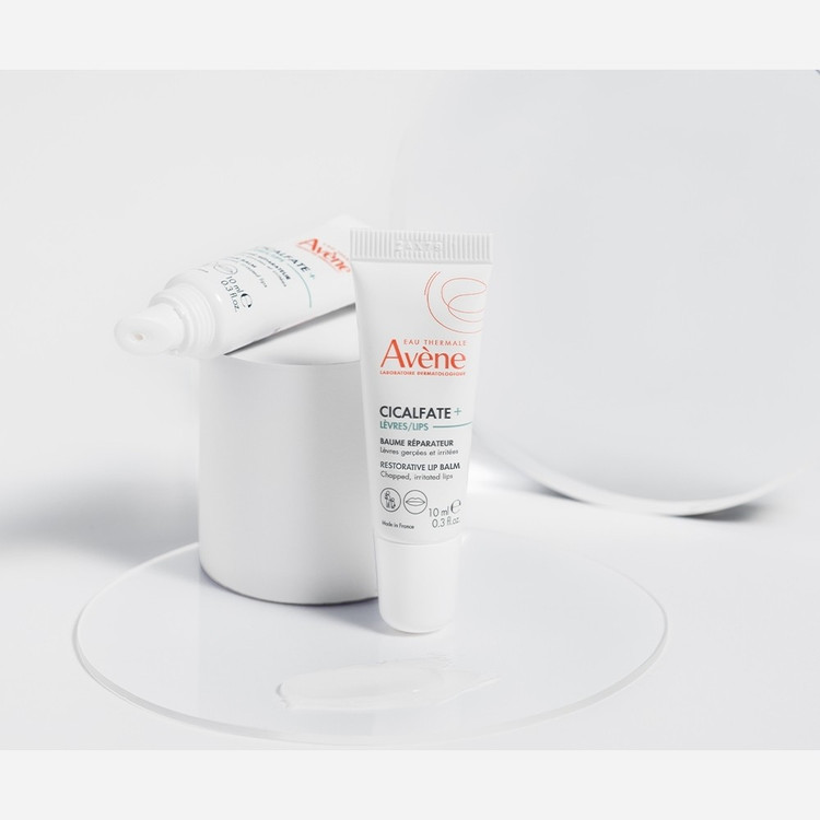 بالم لب ترمیم کننده سیکالفیت 10ml اصل فرانسه