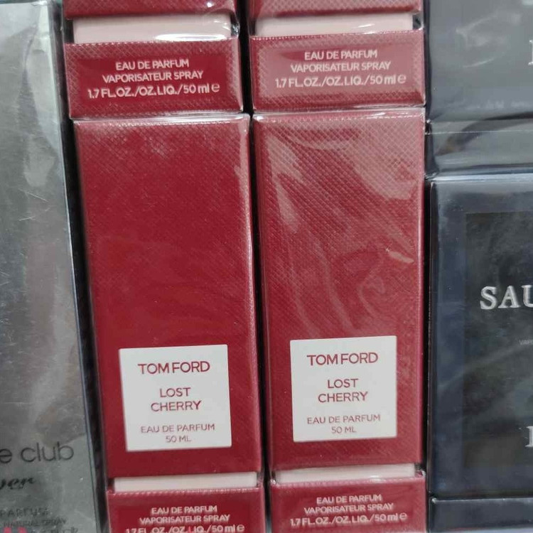 ادکلن لاست چری هاردباکس اصلی 50ml