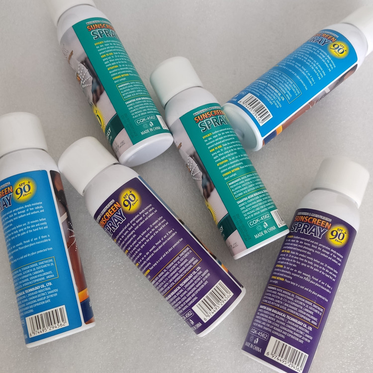 اسپری ضد آفتاب سفید کننده و مرطوب کننده spf 90 روشن کننده مرطوب کننده و ضد لک 150 میل برند CQK