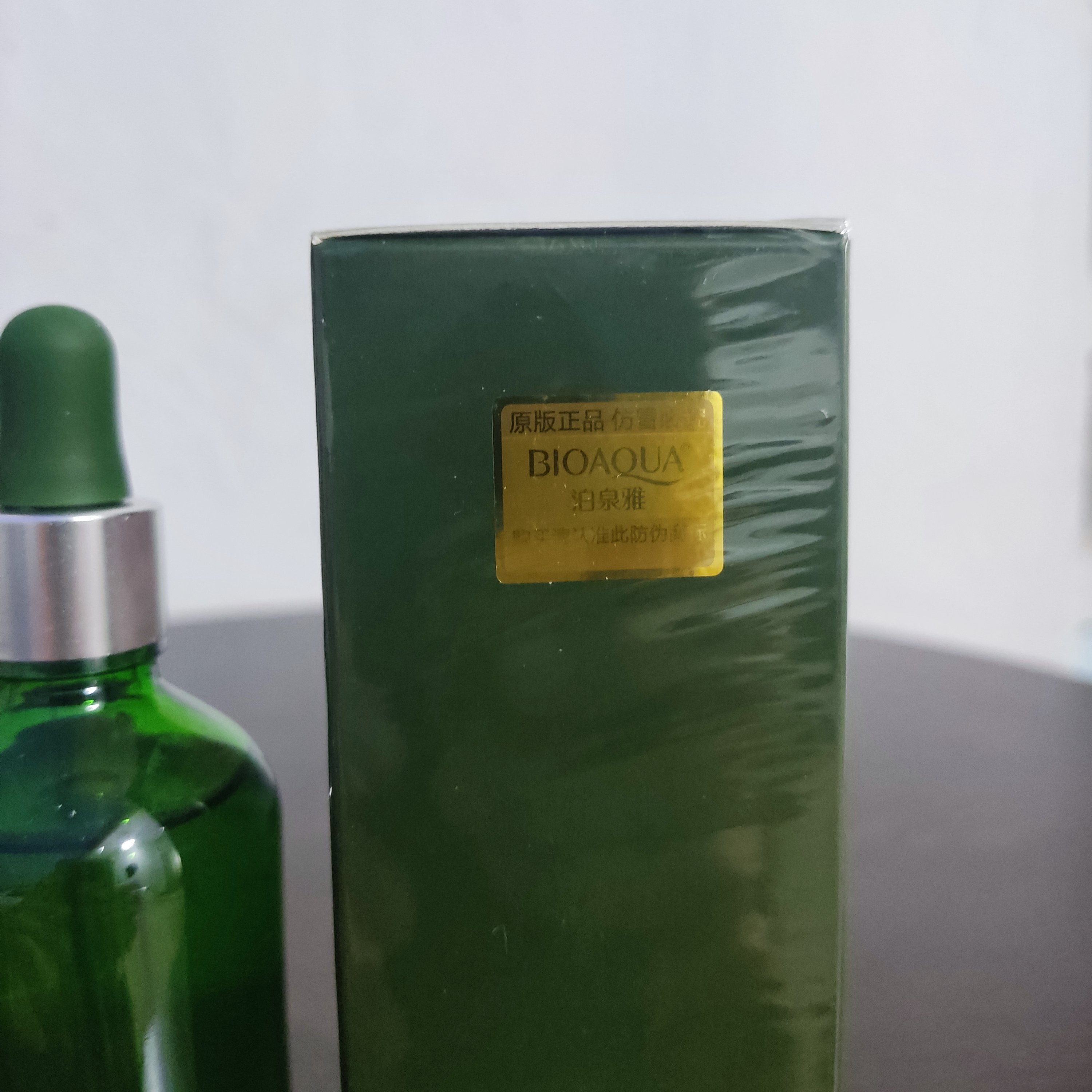 سرم چای سبز بیواکوا 100 میل (آرایشی افلاک) سرم ضد جوش چای بیواکوا ( سرم چای بیواکوا )