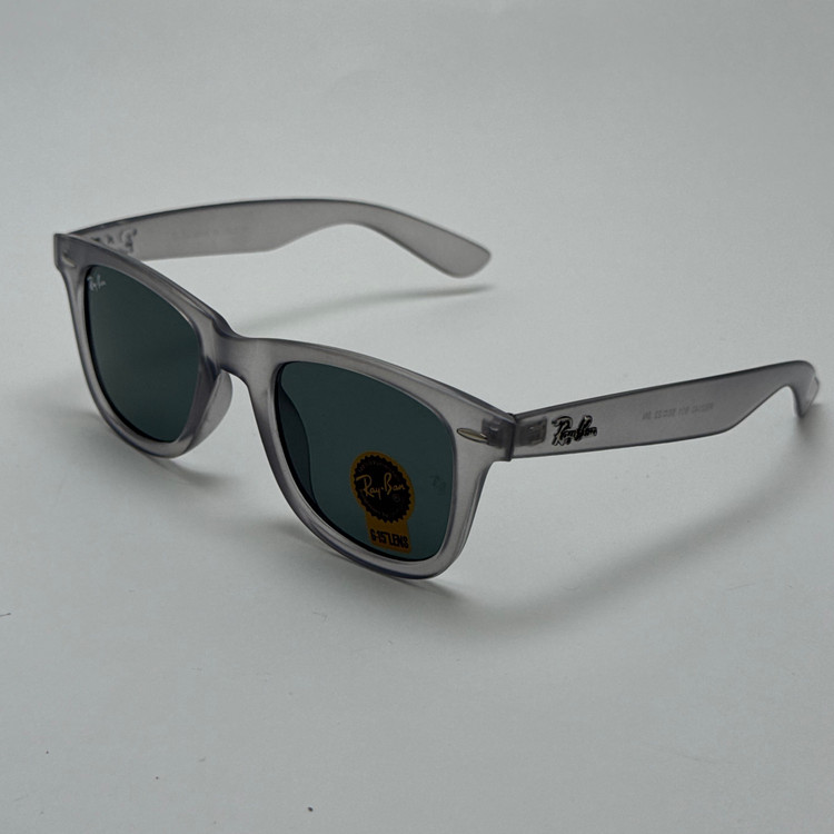 عینک آفتابی ریبن ویفرر شیشه سنگ طوسی عدسی مشکی که همراه پک کامل ریبن Rayban WAYFARER RB 2140 سایز 50