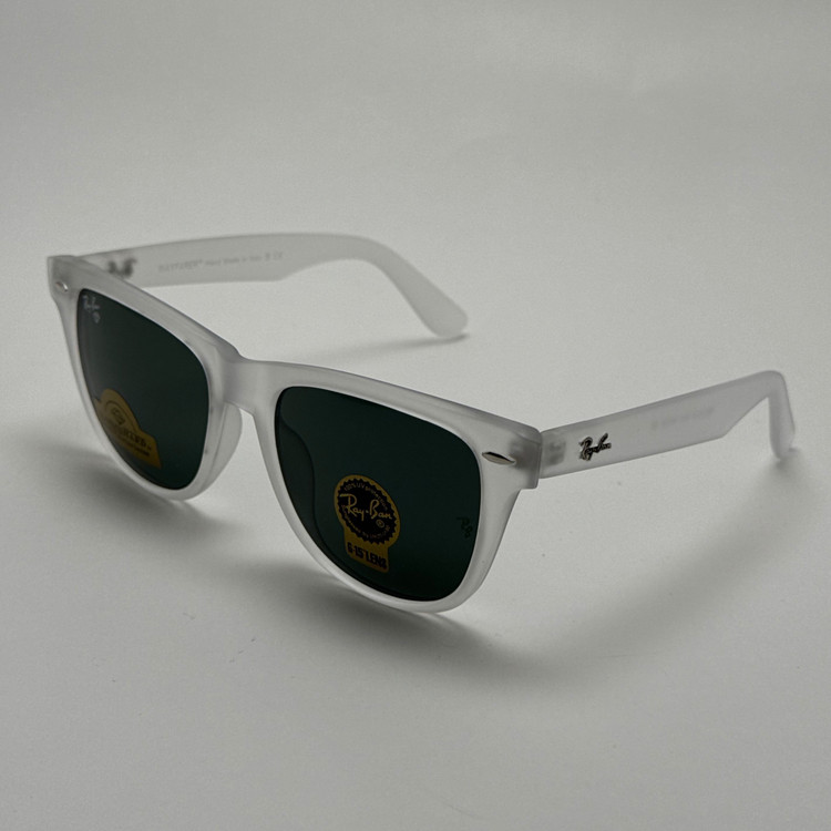 عینک آفتابی ریبن ویفرر شیشه سنگ یخی عدسی مشکی که همراه پک کامل ریبن Rayban WAYFARER RB 2140 سایز 54