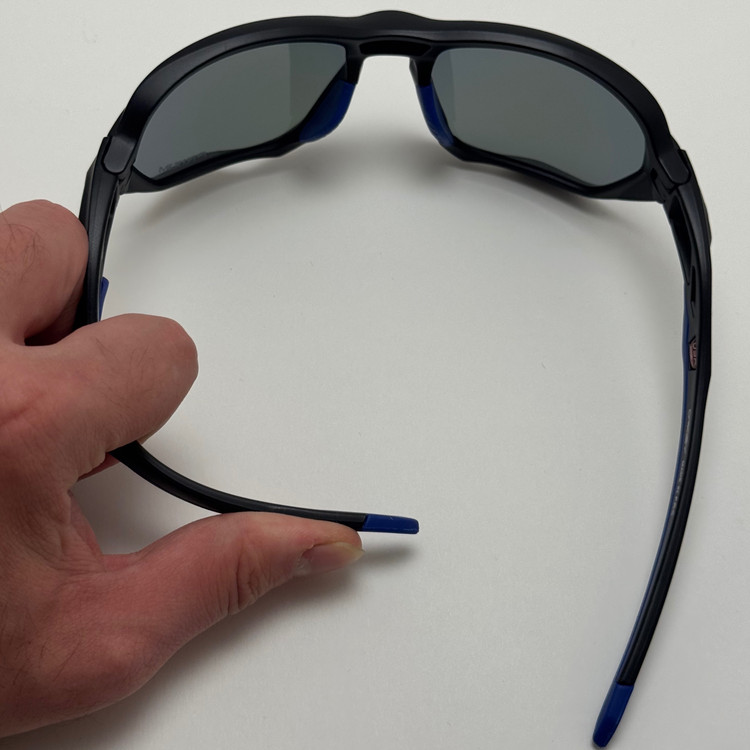 عینک آفتابی اسپرت اوکلی Oakley مدل 9019 آبی مشکی