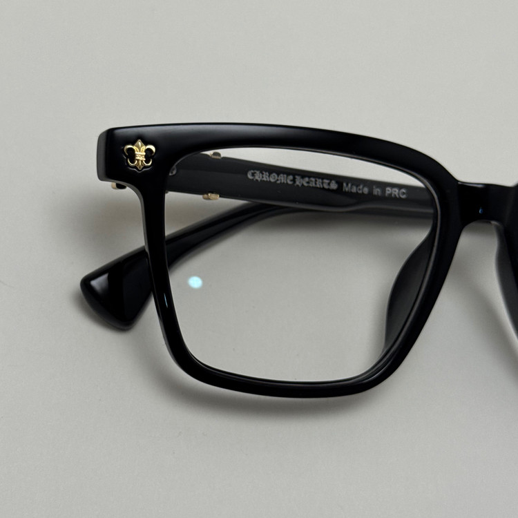 عینک بلوکات کروم هارتز مشکی طلایی Chrome Hearts 52342 - کیفیت مستر