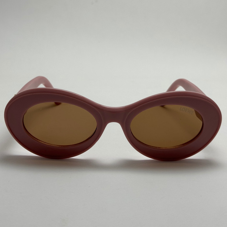 عینک آفتابی زنانه Loewe Oval Chunky لووه بیضی صورتی کد 1207