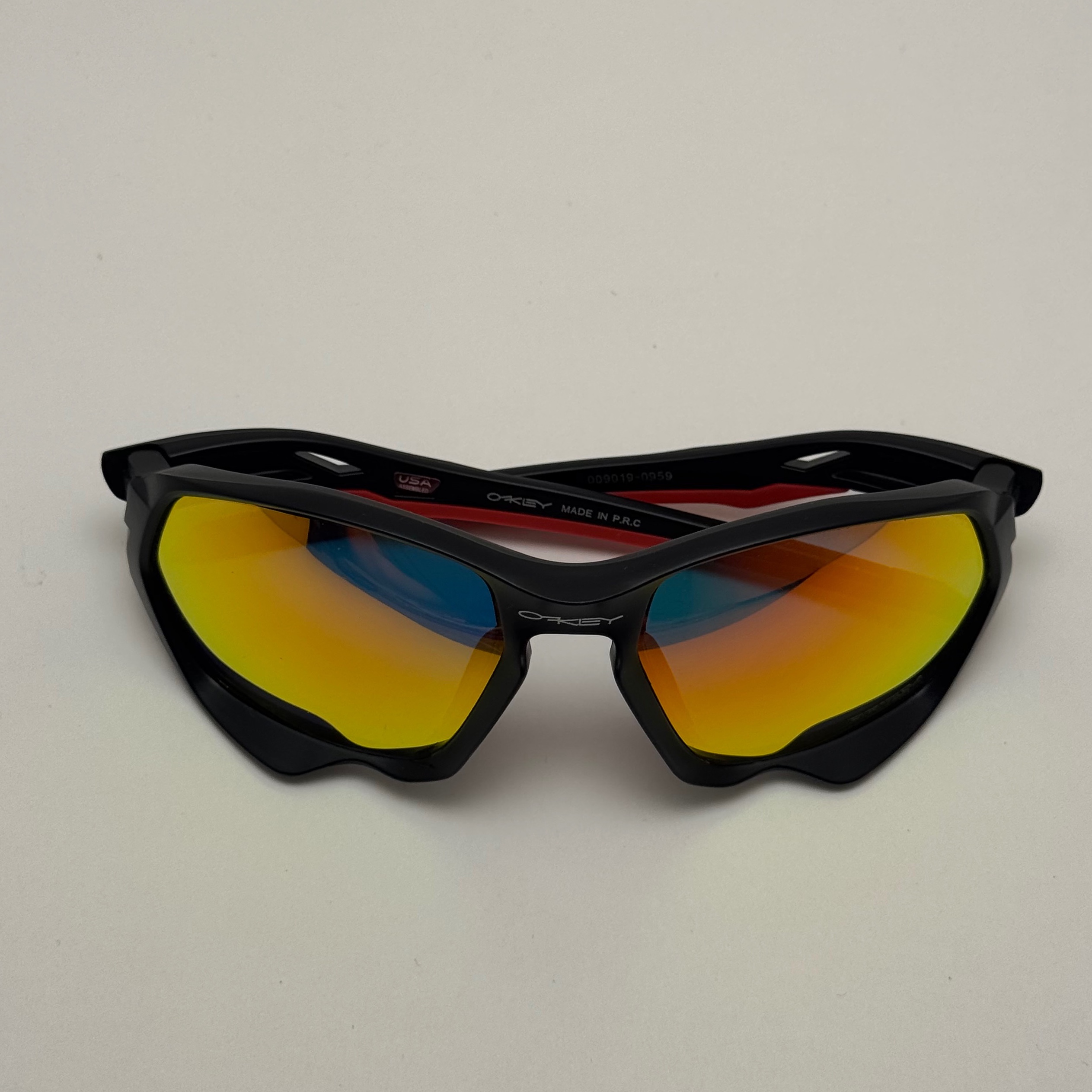 عینک آفتابی اسپرت اوکلی Oakley مدل 9019 آتیشی فریم مشکی