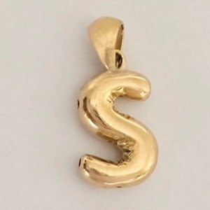 آویز طلا 18عیار حرف Sهلیومی 0.650گرم