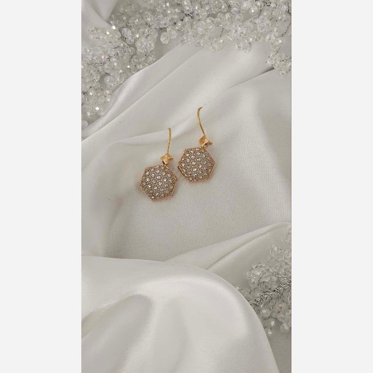 گوشواره طلا 18عیار ملکه برفی 3.480گرم
