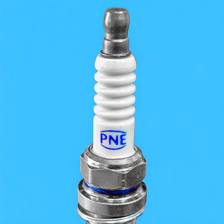 شمع خودرو تورچ مدل PNE کد K5RTC پایه کوتاه مناسب برای پژو ۲۰۶ تیپ ۲ بسته ۴ عددی