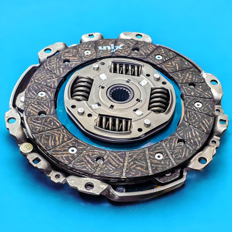 کیت کلاچ یونیکس مدل 002211 بههمراه بلبرینگ مناسب برای تارا TU5P