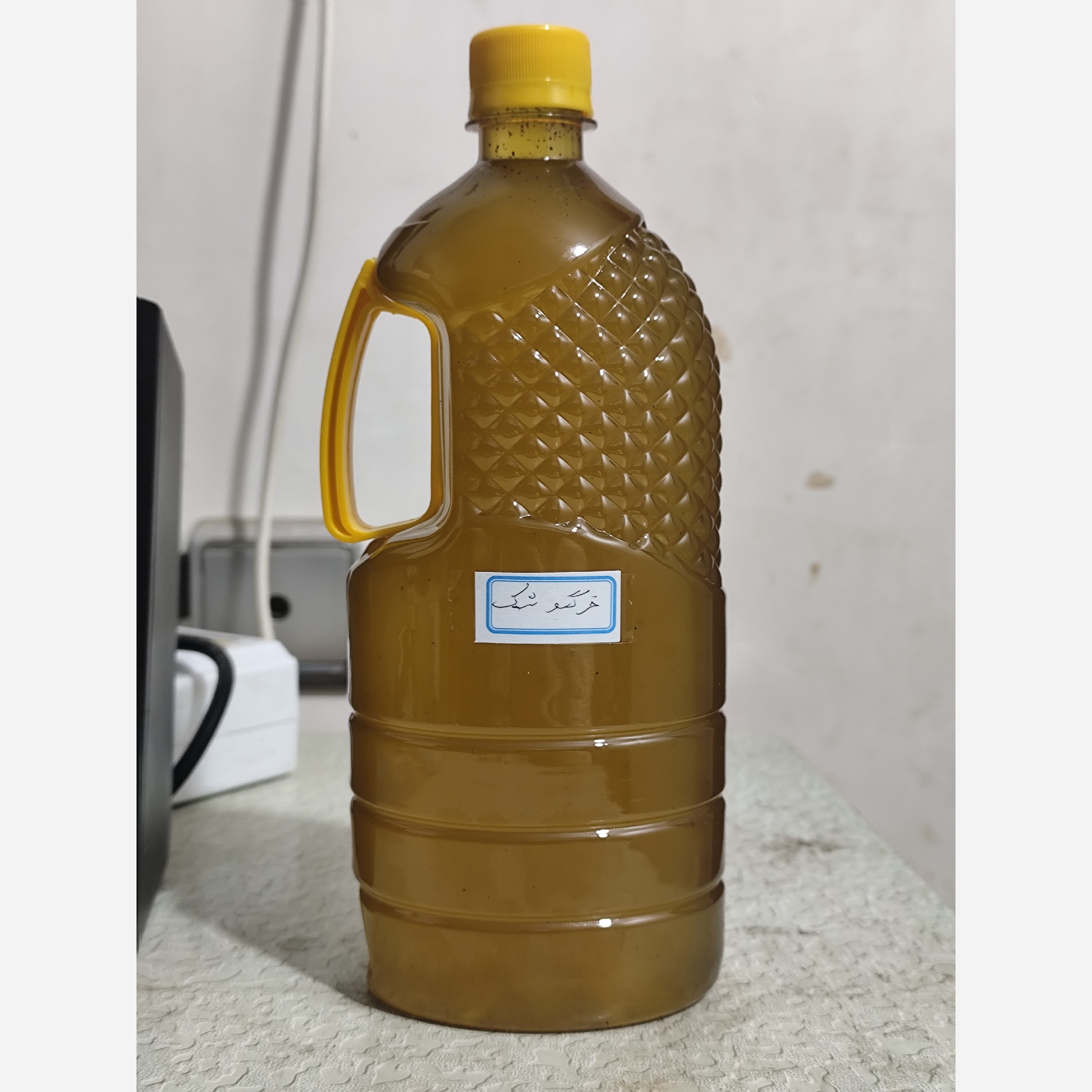 روغن خرگوشک (پرپشت کننده ابرو تقویت ابرو تقویت مژه پرپشت کننده مو پرپشت کننده ریش سبیل ریزش مو) روغن گل ماهور نیم لیتری