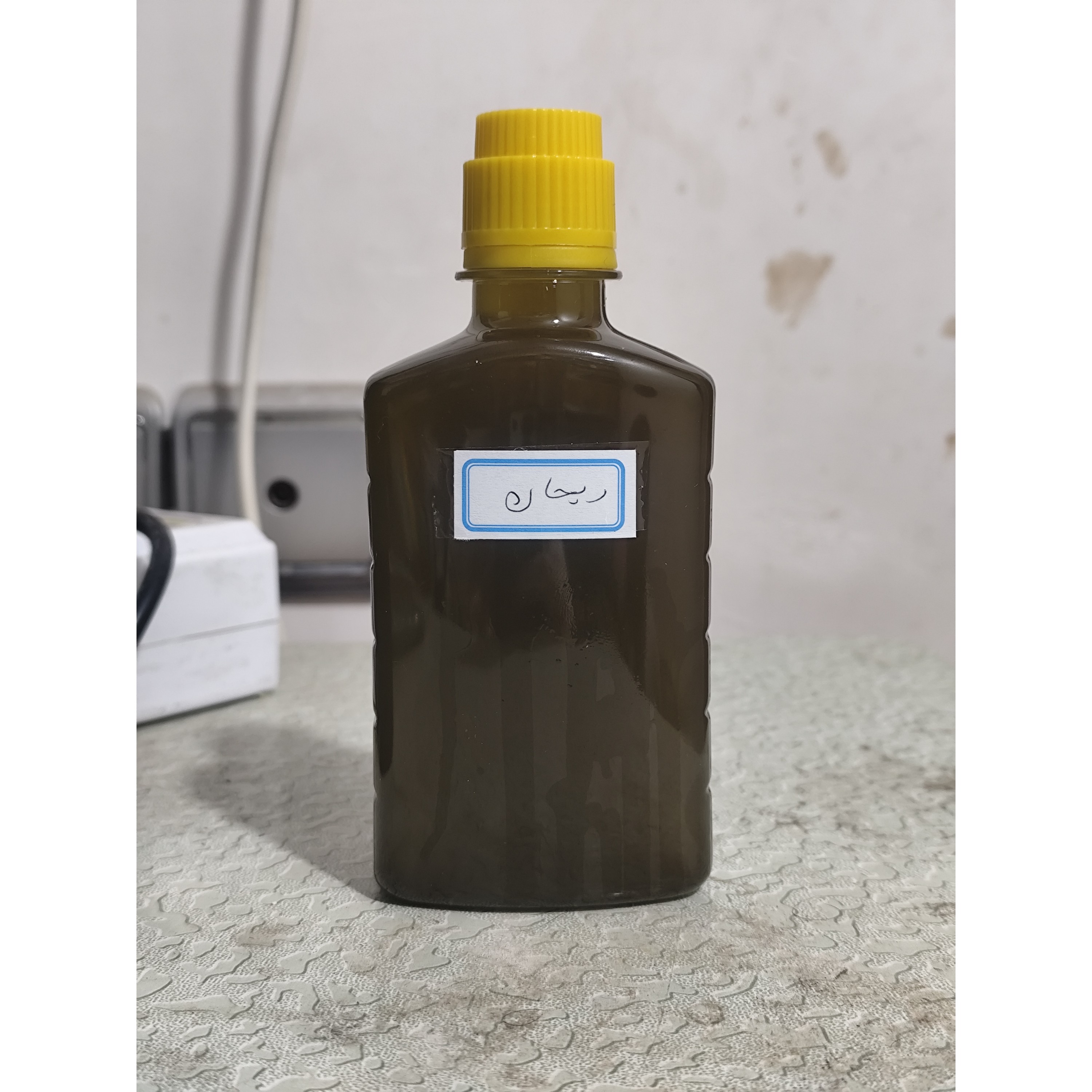 روغن ریحان (رشد مو.نرم کننده پوست.جوان کننده پوست)ربع لیتری