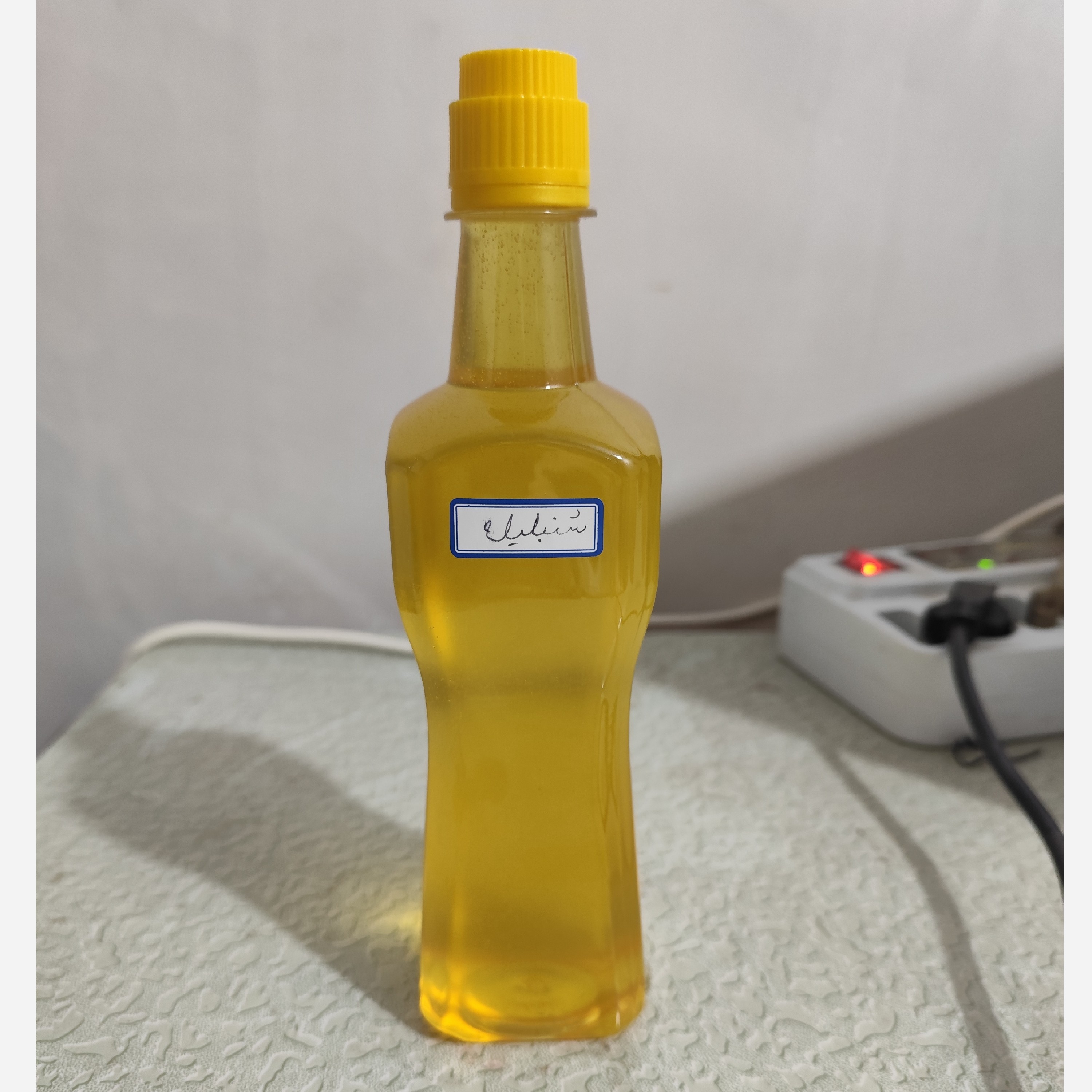 روغن شنبلیله اصل نیم لیتری زداویلز