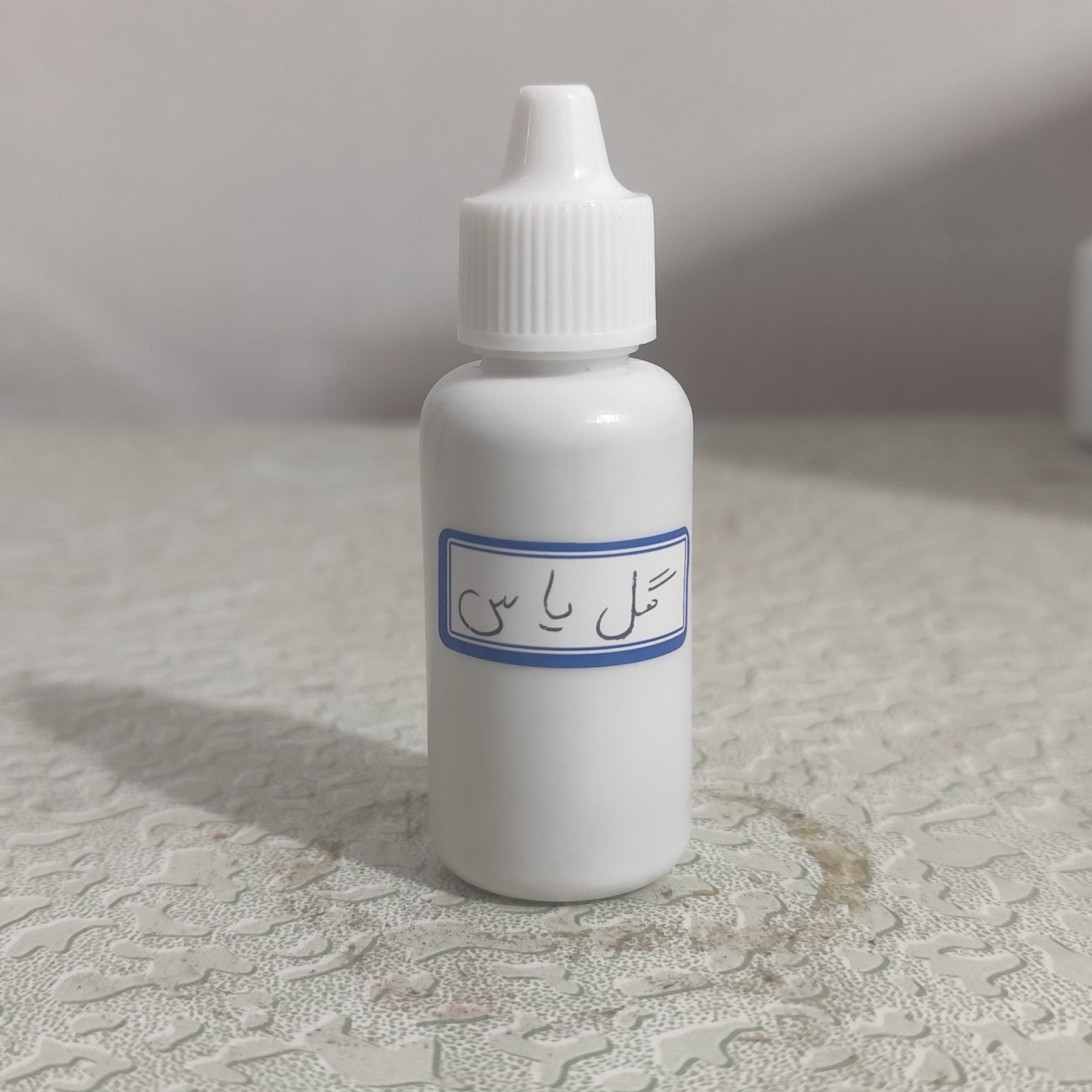روغن گل یاس (آرامش بخش جای لک آکنه کاهش درد ترک های پوستی راش پوستی سوختگی پوست خواب آرام) 30 میلی