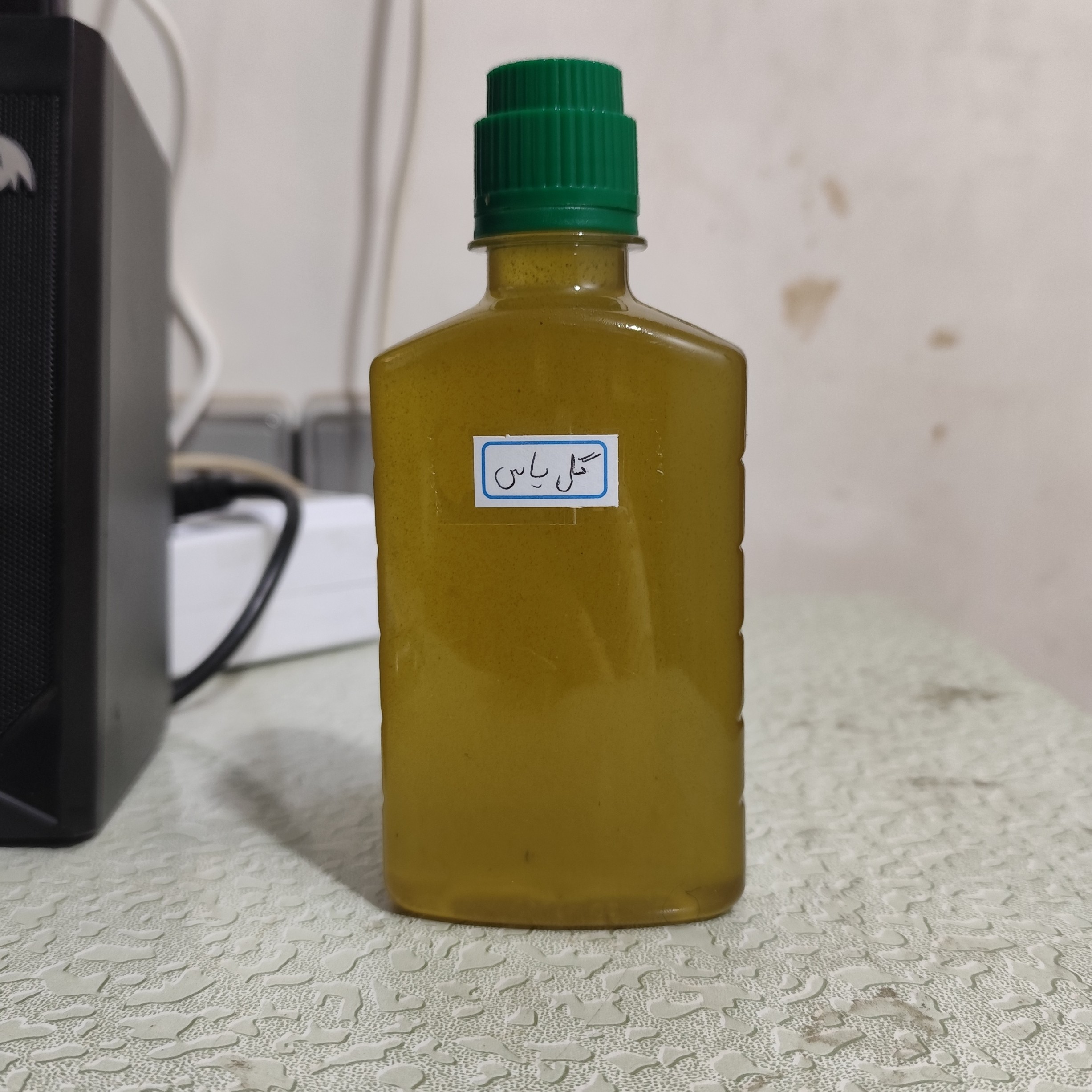 روغن گل یاس (آرامش بخش جای لک آکنه کاهش درد ترک های پوستی راش پوستی سوختگی پوست  خواب آرام) ربع لیتری
