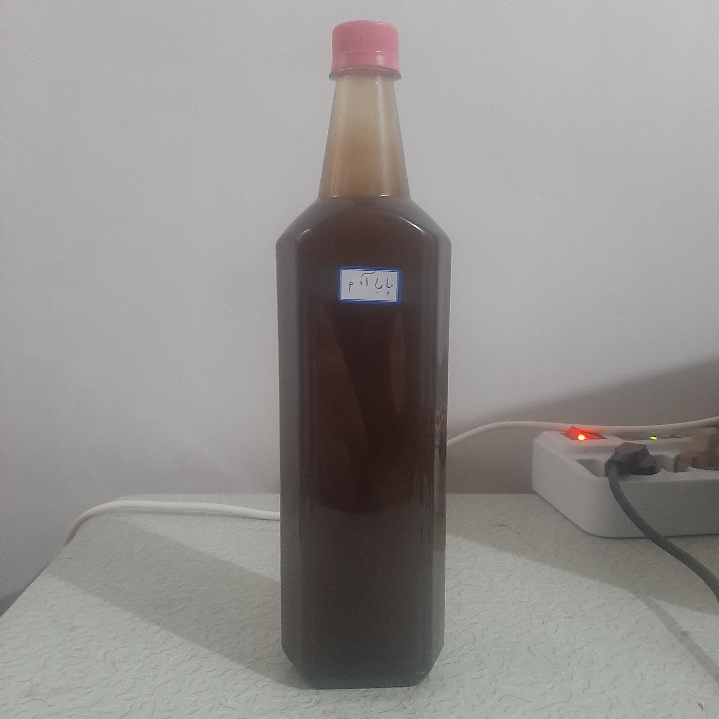 روغن بابا آدم (پرپشت کننده مو تقویت کننده ابرو تقویت کننده ریش و سبیل جلوگیری از ریزش مو شوره سر) روغن باباآدم 30 میلی