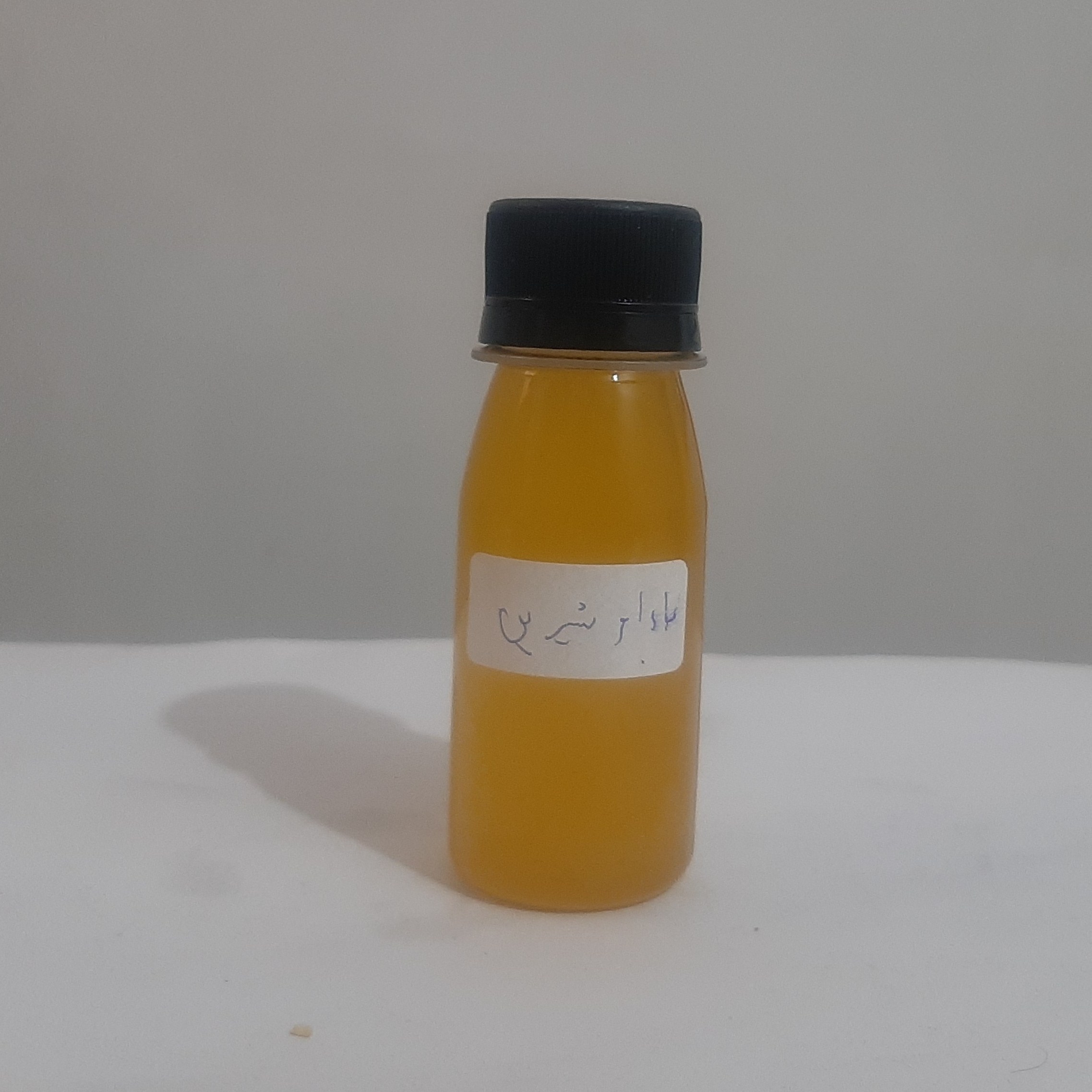 روغن بادام شیرین ایرانی خوراکی 30 میلی اصل و خالص