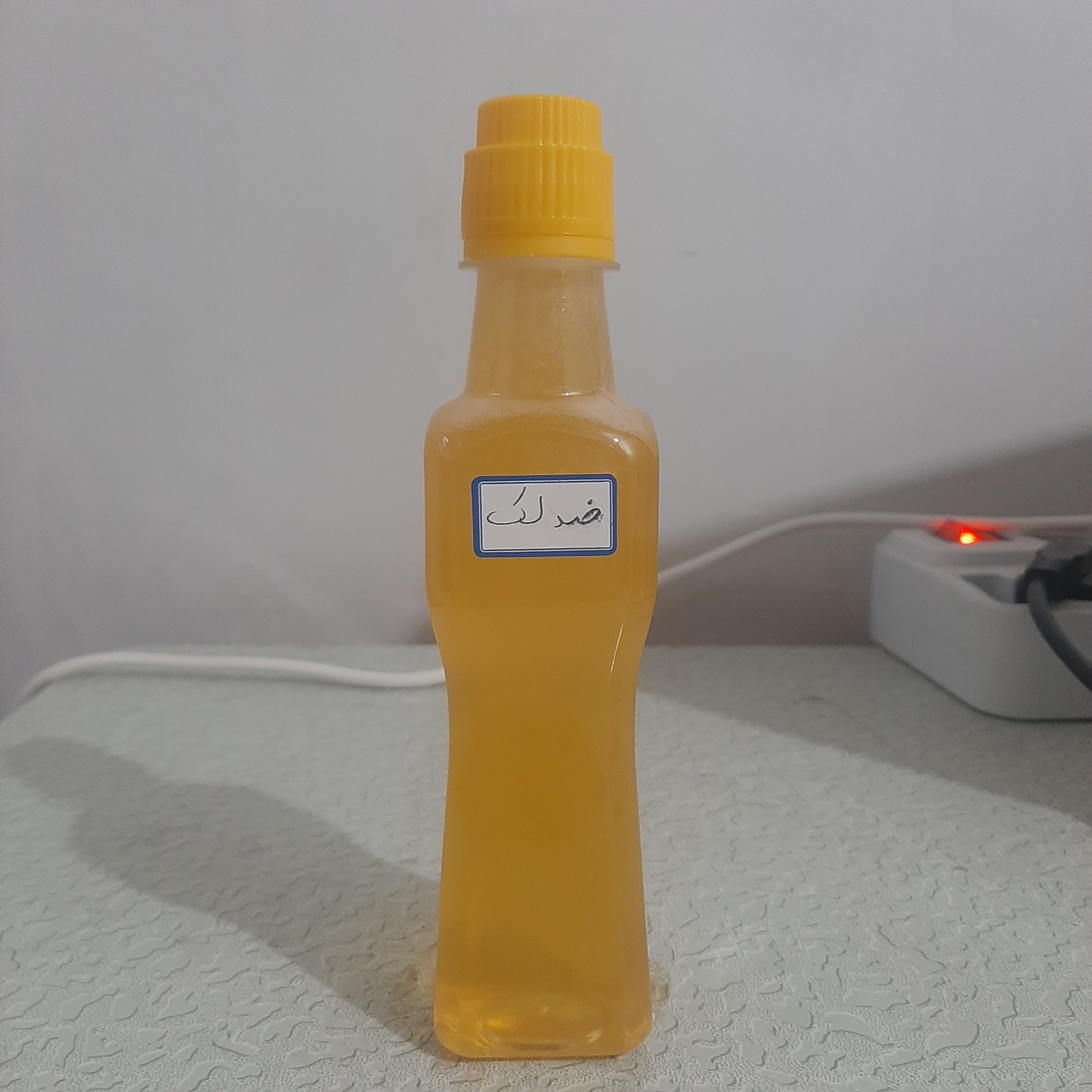 روغن ترکیبی ضد لک و روشن کننده پوست ضدلک آکنه ربع لیتری زداویلز