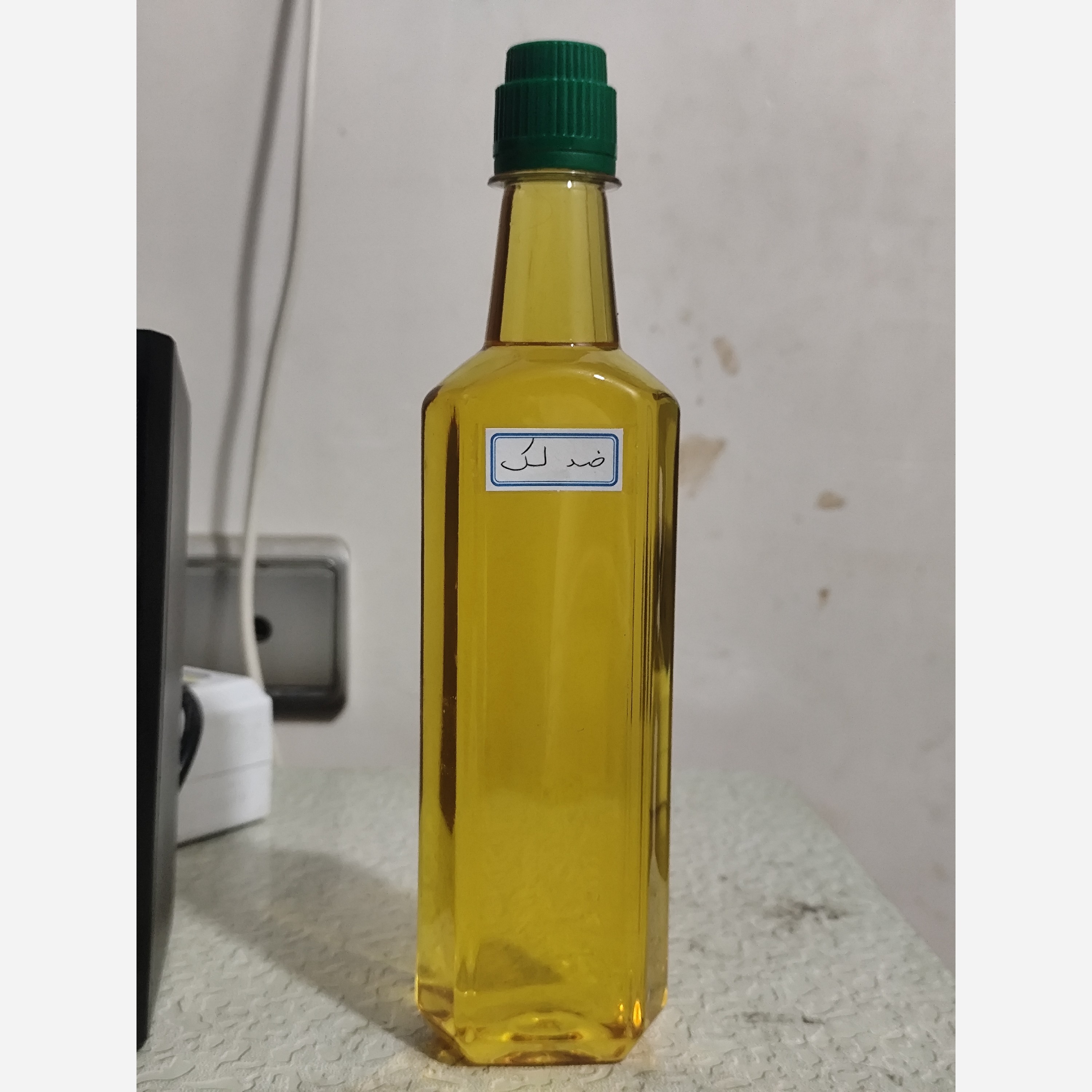 روغن ترکیبی ضد لک و روشن کننده پوست ضدلک آکنه نیم لیتری زداویلز