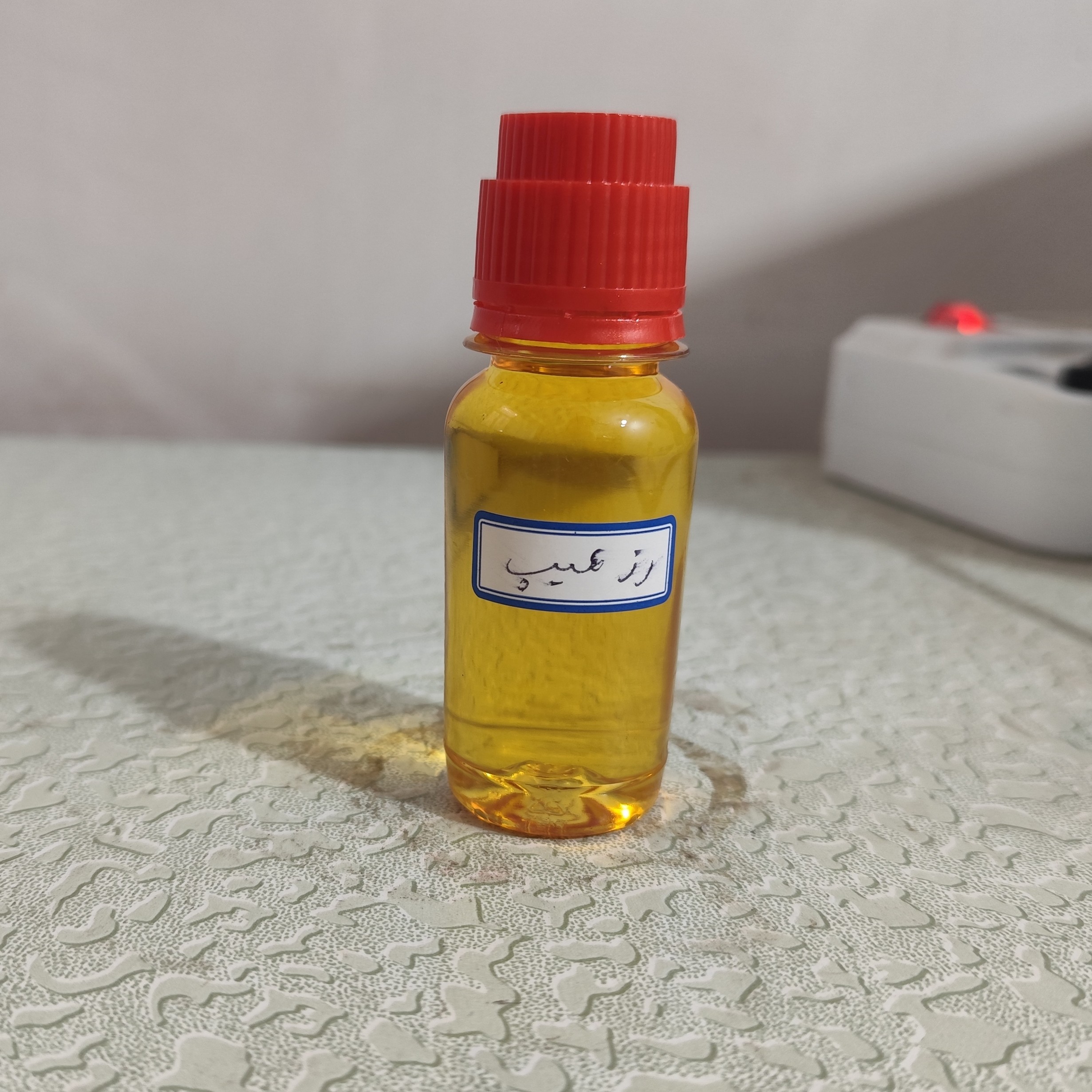 روغن رزهیپ بنماری زداویلز 60 میلی (ضد لک جای جوش مرطوب کننده آبرسان روشن کننده ضدجوش) میوه نسترن