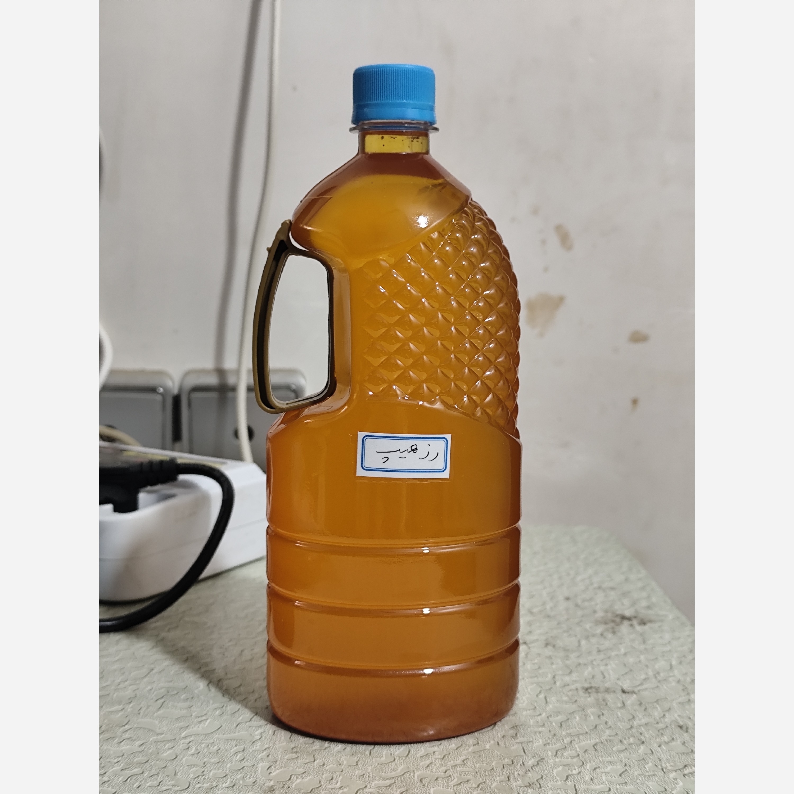 روغن رزهیپ بنماری زداویلز یک لیتری (ضد لک جای جوش مرطوب کننده آبرسان روشن کننده ضدجوش) میوه نسترن
