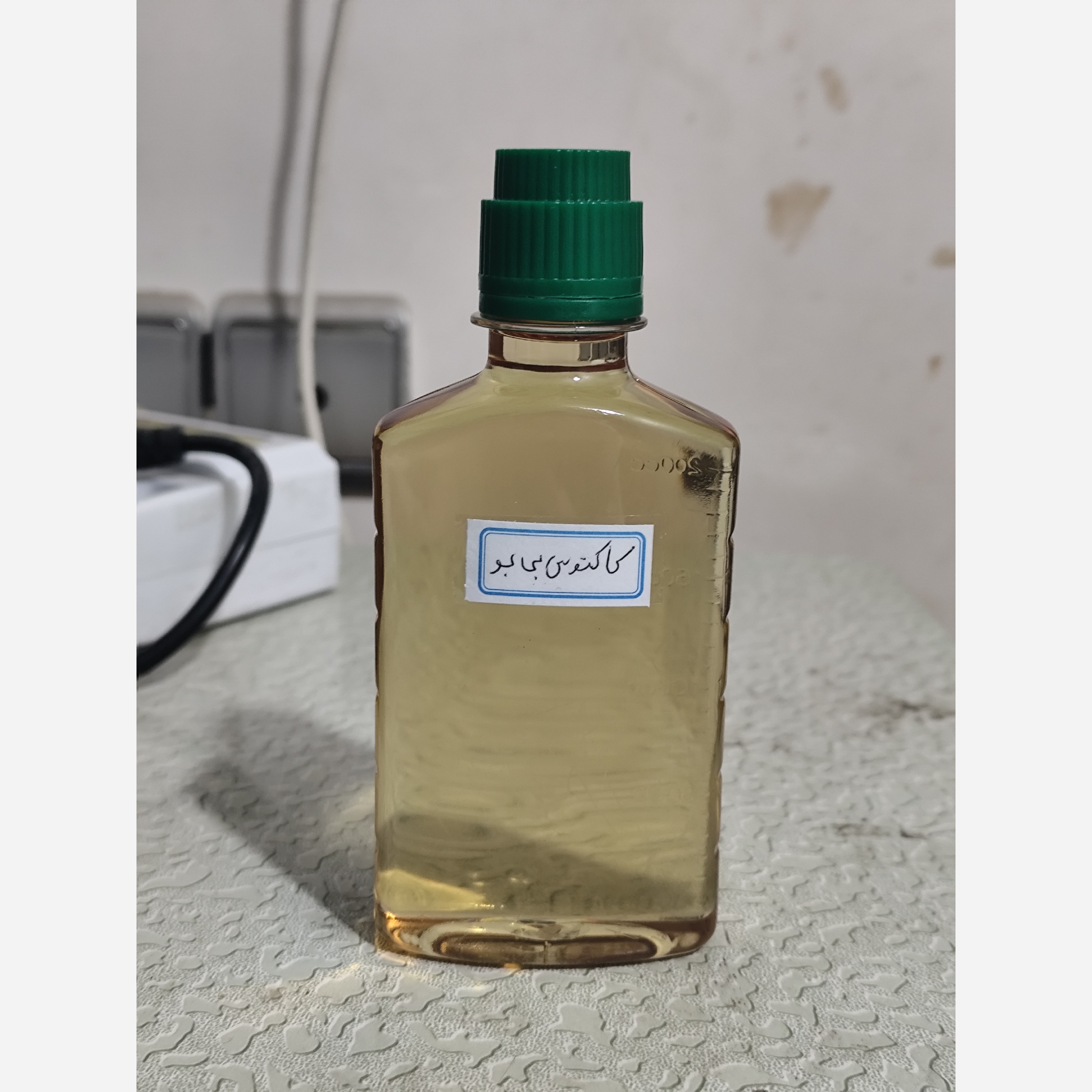 روغن کاکتوس بی بو بدون بو اصل زد اویلز ربع لیتری (مرطوب کننده نرم کننده پوست تیرگی دورچشم تقویت مژه و ابرو تقویت مو)