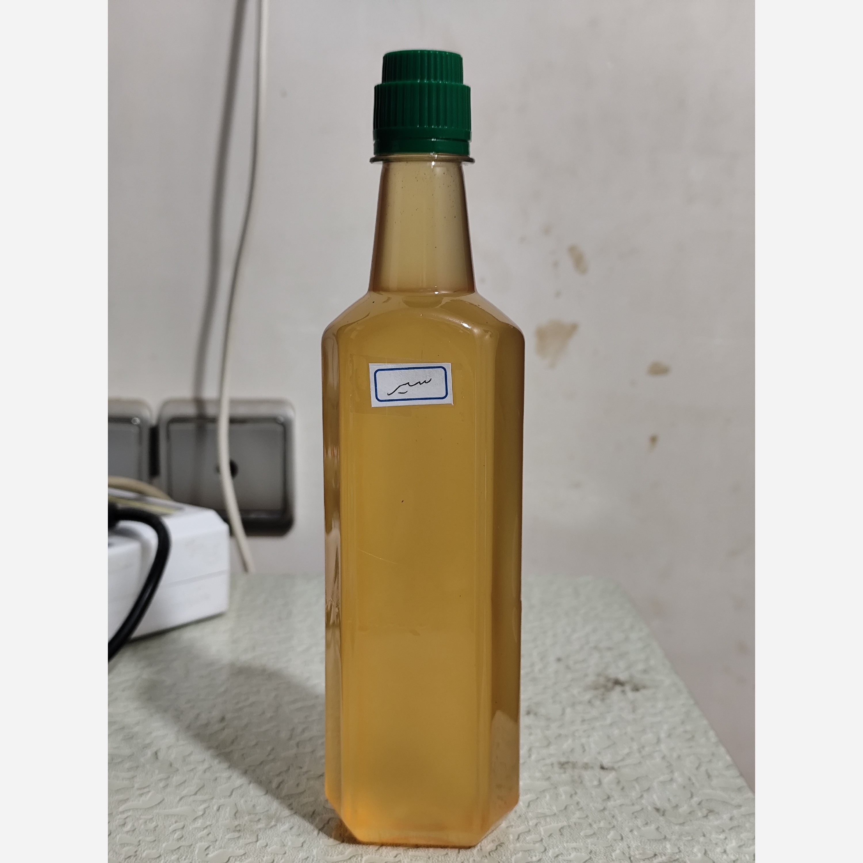 روغن سیر اصل و خالص نیم لیتری (پرپشت کننده مو-پرپشت کننده ابرو-تقویت مژه-تقویت ریش و سبیل-تقویت ابرو-پرپشت کننده ریش و س