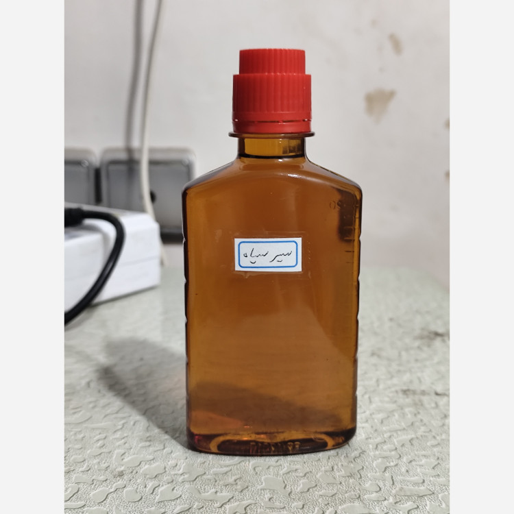 روغن سیر سیاه اصل و خالص ربع لیتری (پرپشت کننده مو پرپشت کننده ابرو تقویت مژه تقویت ریش و سبیل ) سیرسیاه