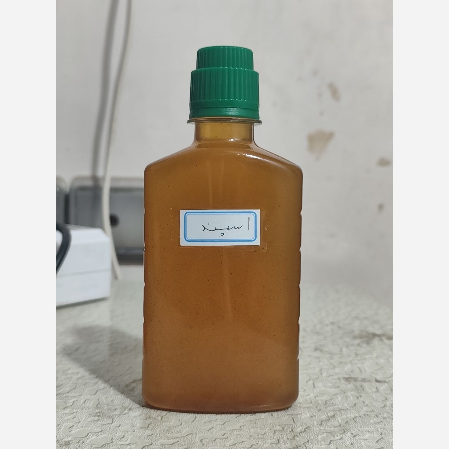 روغن اسپند (اسفند) ربع لیتری اصل